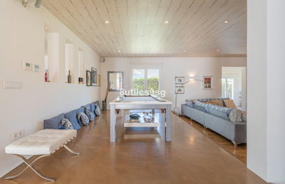 8-e64a9055bba3e77ac8aca3b893cdf826