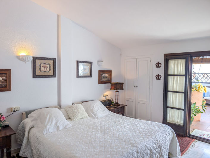 Image No.13-3 Bed Apartment for sale