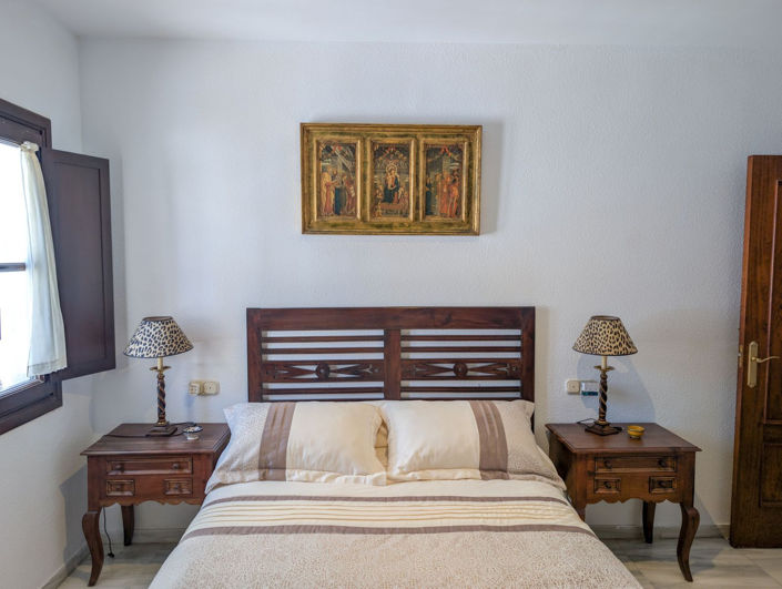 Image No.21-3 Bed Apartment for sale