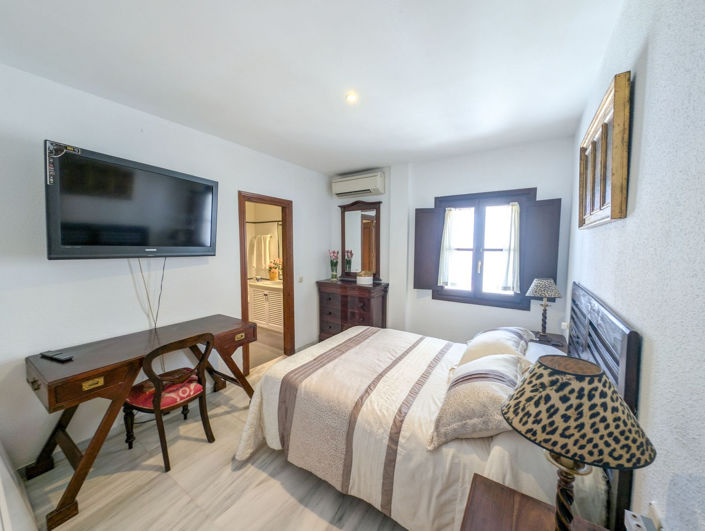 Image No.23-3 Bed Apartment for sale