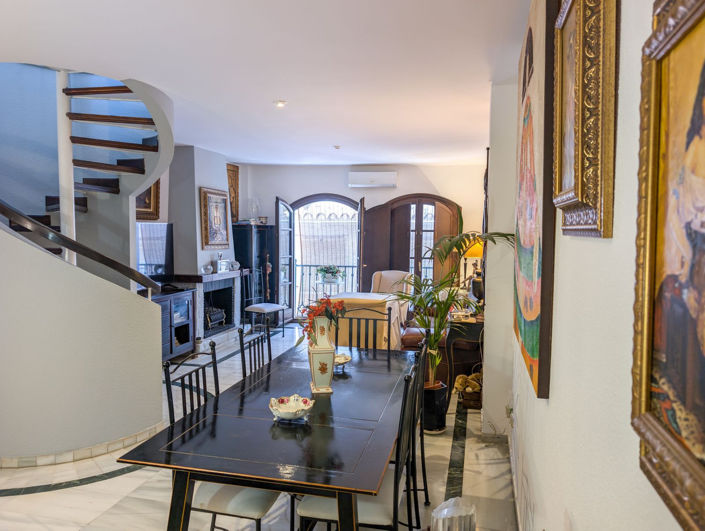 Image No.7-3 Bed Apartment for sale