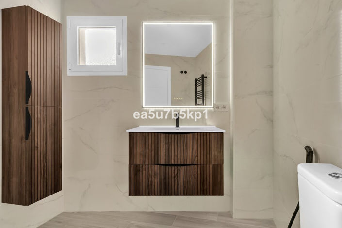 Image No.11-3 Bed Apartment for sale