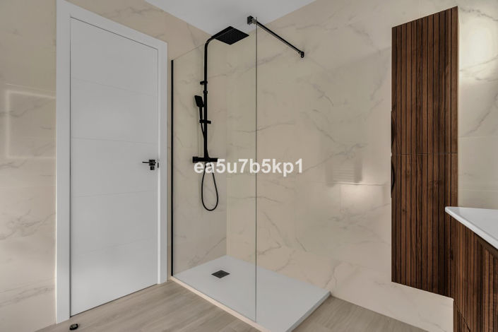 Image No.15-3 Bed Apartment for sale