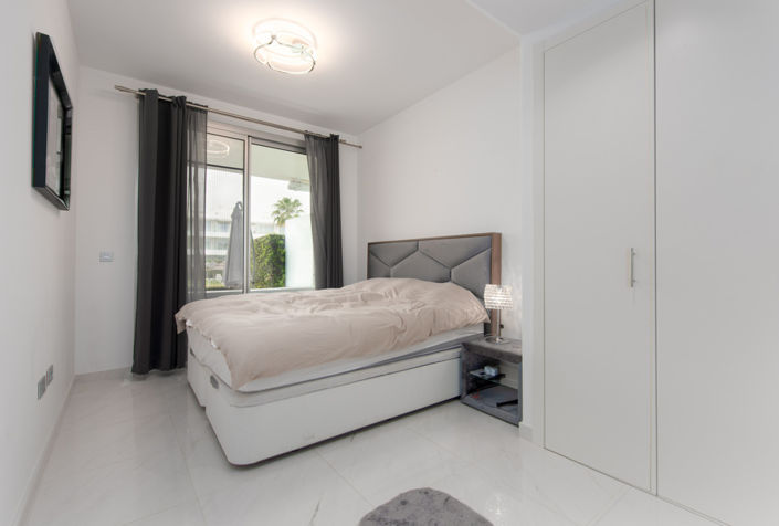 Image No.5-Appartement de 2 chambres à vendre à Estepona