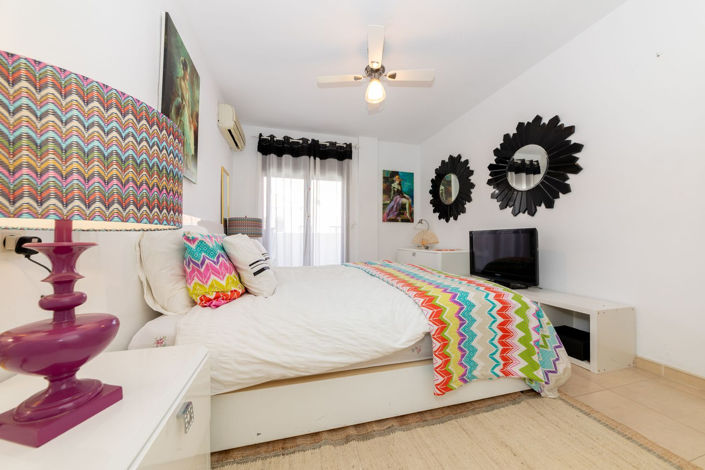 Image No.11-2 Bed Apartment for sale