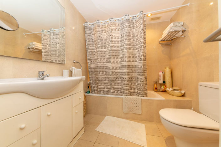 Image No.5-2 Bed Apartment for sale