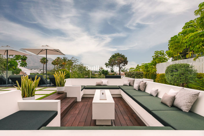 Image No.42-5 Bed Villa for sale