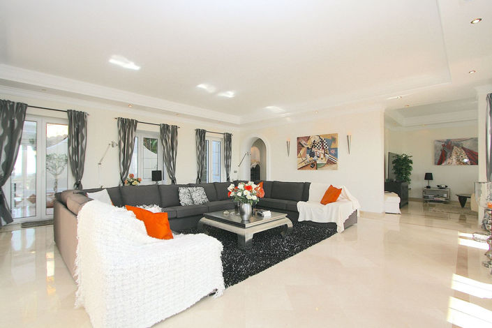 Image No.2-Villa de 4 chambres à vendre à Mijas