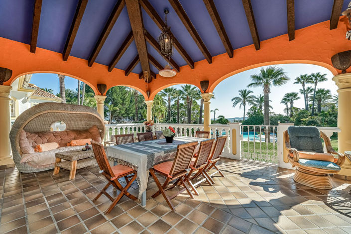 Image No.12-9 Bed Villa for sale