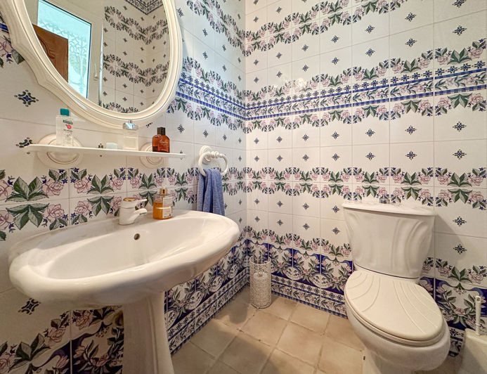 Image No.25-9 Bed Villa for sale