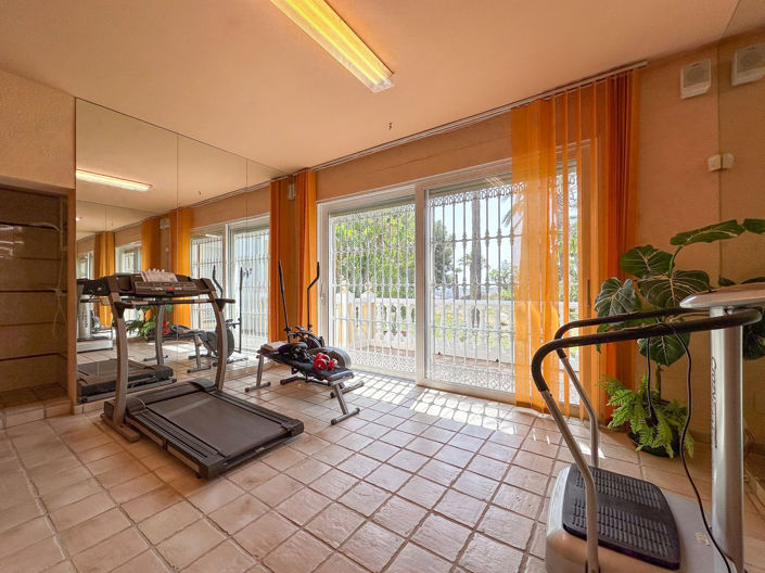 Image No.32-9 Bed Villa for sale