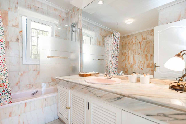 Image No.20-Villa de 6 chambres à vendre à Marbella