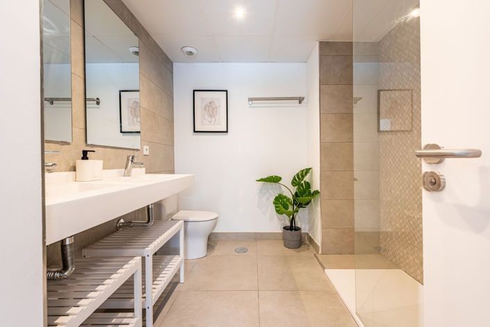 Image No.18-2 Bed Apartment for sale