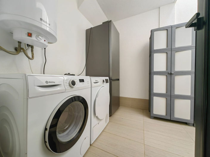 Image No.12-3 Bed Apartment for sale