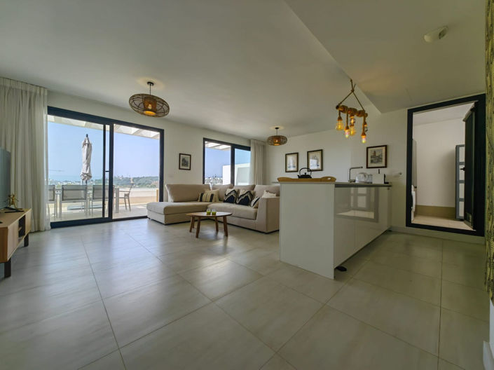 Image No.8-3 Bed Apartment for sale