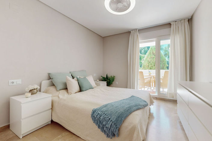 Image No.11-3 Bed Apartment for sale