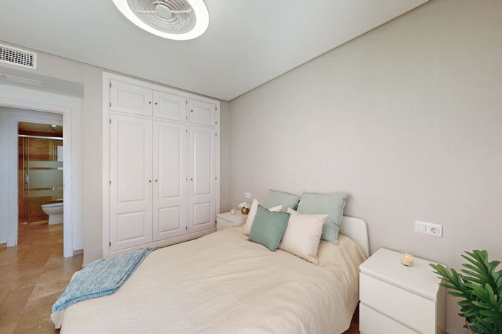 Image No.12-3 Bed Apartment for sale