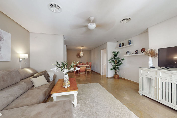 Image No.21-3 Bed Apartment for sale