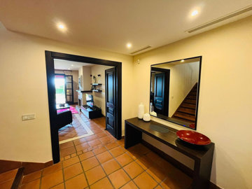 7-aa4cc561180b369757c0bb4af9886cd3