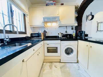 4-c23c0f86247804fa50226aecd8b0b2c8