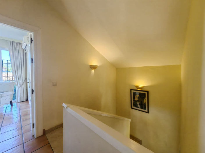 Image No.37-3 Bed Villa for sale