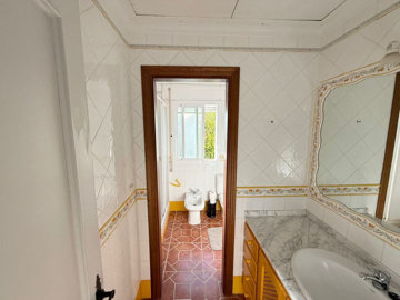 15-11d12f2f454f2f5e9b981fdd8b901d51