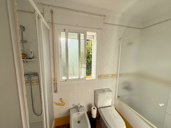 Image No.16-5 Bed Villa for sale