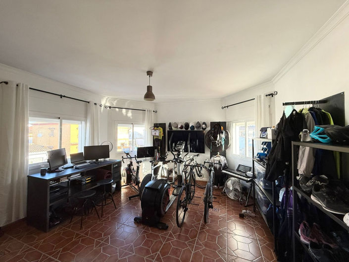 Image No.18-5 Bed Villa for sale