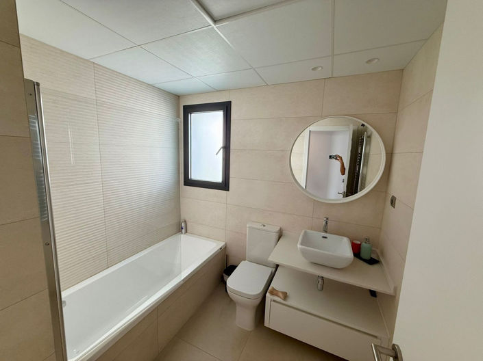 Image No.8-2 Bed Apartment for sale