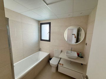 8-e64a9055bba3e77ac8aca3b893cdf826