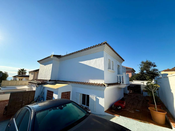 Image No.4-Villa de 4 chambres à vendre à Malaga