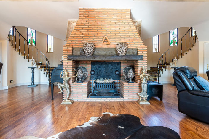 Image No.11-7 Bed Villa for sale