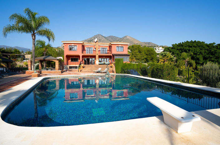 Image No.41-7 Bed Villa for sale