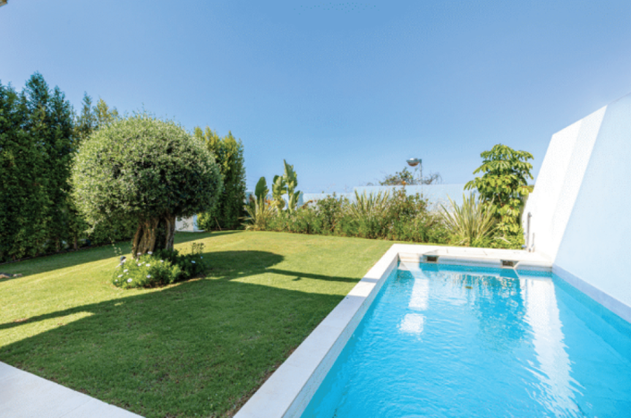 Image No.3-Villa de 4 chambres à vendre à Marbella