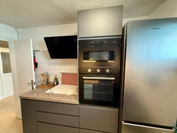 10-bb915d1cb19341576dcdc994b81ab9c5