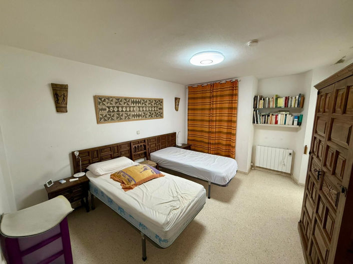 Image No.12-2 Bed Apartment for sale