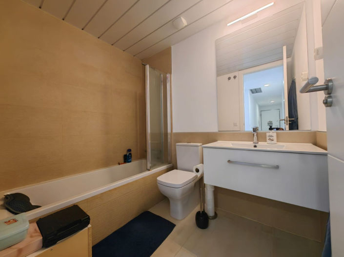 Image No.25-3 Bed Apartment for sale