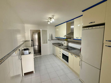 10-bb915d1cb19341576dcdc994b81ab9c5