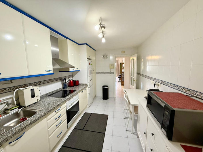 Image No.14-3 Bed Apartment for sale