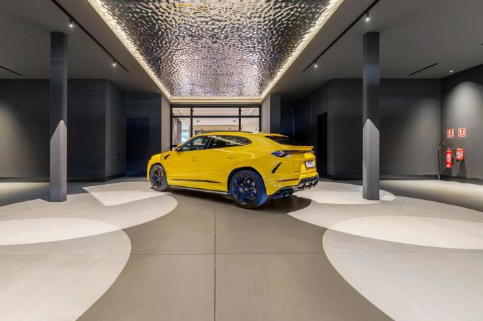 Image No.19-8 Bed Villa for sale