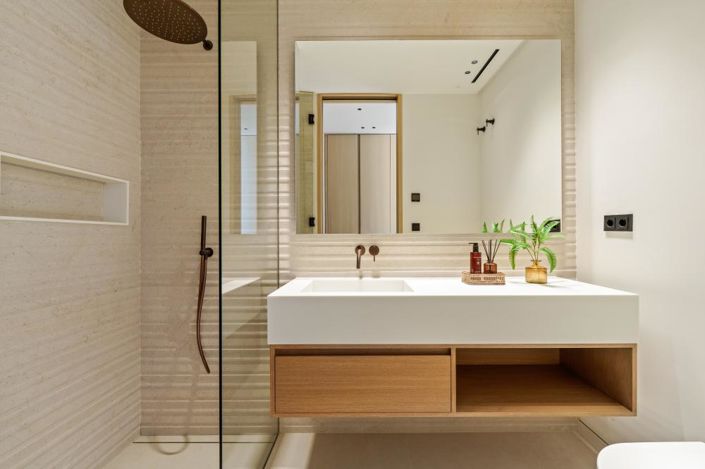 Image No.21-5 Bed Villa for sale