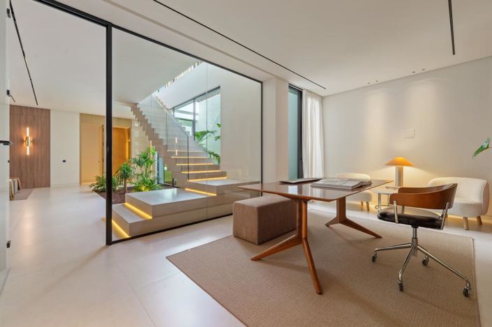 Image No.29-5 Bed Villa for sale