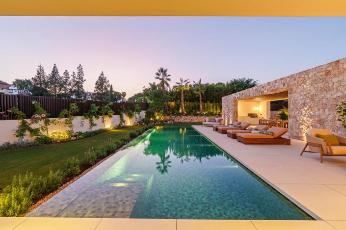 Image No.3-5 Bed Villa for sale