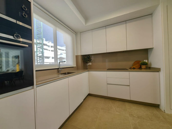 Image No.3-Appartement de 4 chambres à vendre à Estepona