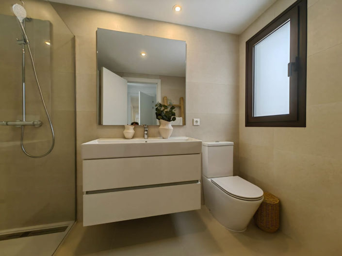 Image No.5-Appartement de 4 chambres à vendre à Estepona