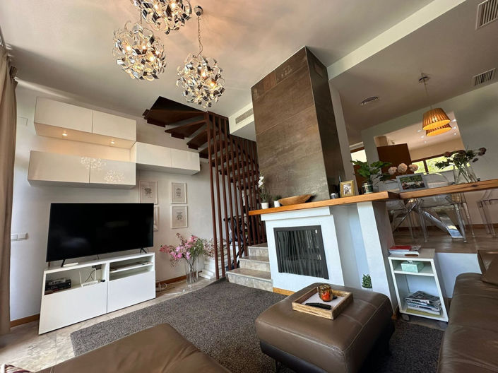 Image No.3-3 Bed Townhouse for sale