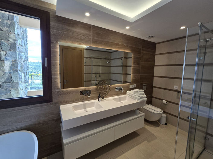 Image No.20-3 Bed Apartment for sale