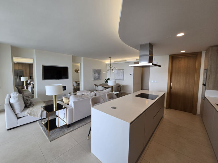 Image No.8-3 Bed Apartment for sale