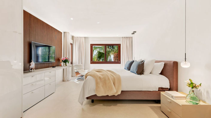 Image No.13-4 Bed Penthouse for sale