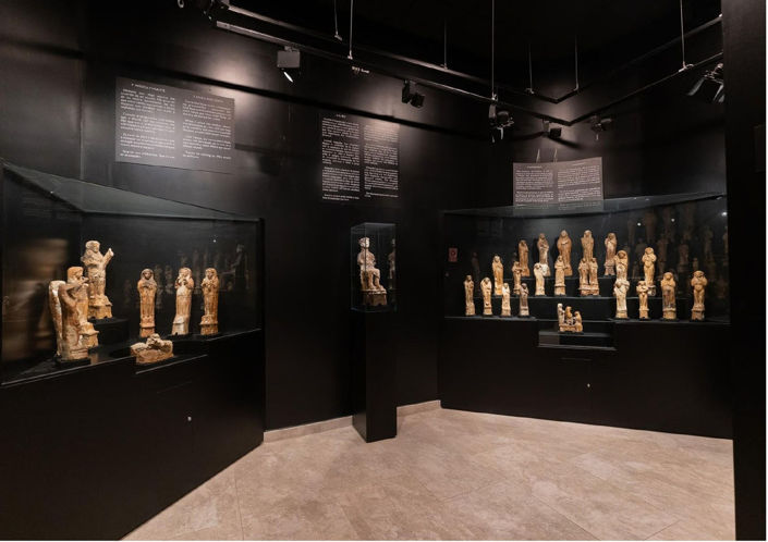 Image No.15-5 Bed Property for sale